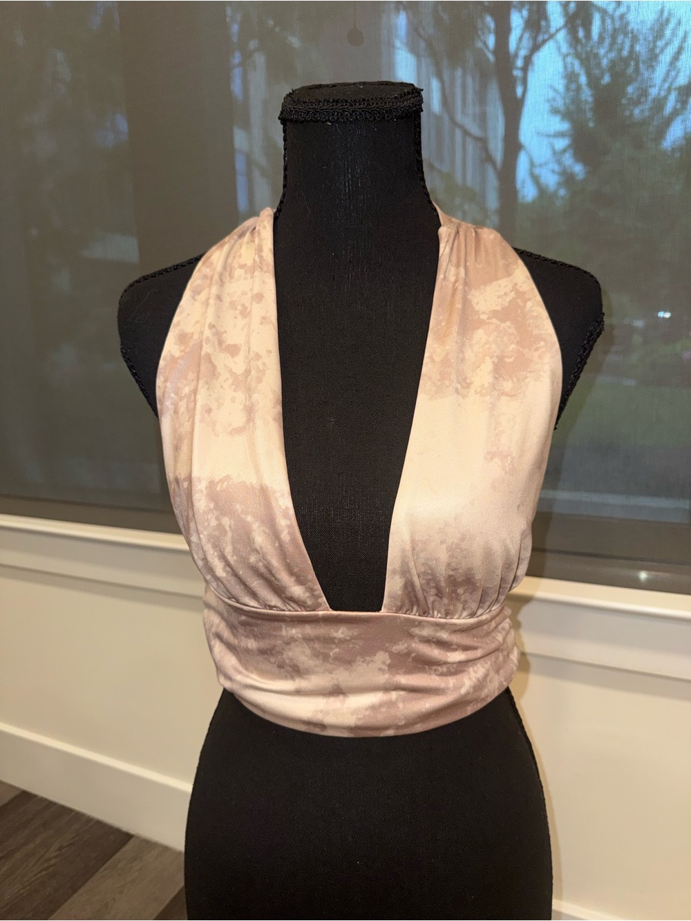 Fashion Nova Halter Crop Top